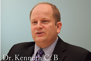 Dr. Kenneth C. Bｔudka