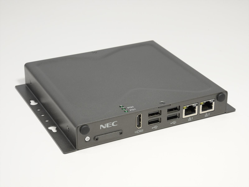 図　NECが開発した「エッジゲートウェイ」。RS-232CやRS-485といった比較的古いインタフェースを備える
