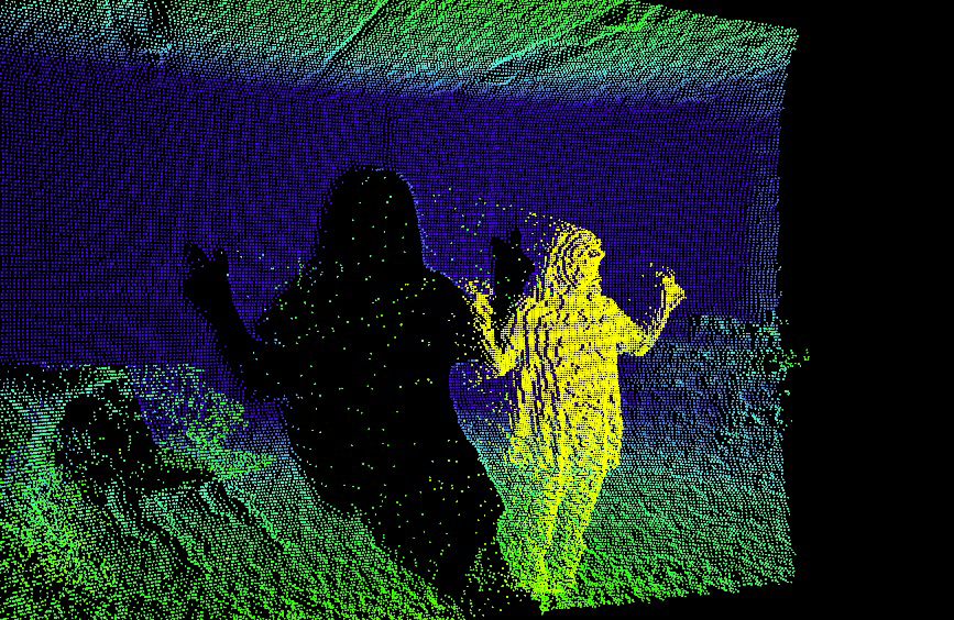 図　「HLS-LFOM1」で、立っている人物の位置を検知した結果を画像化したもの