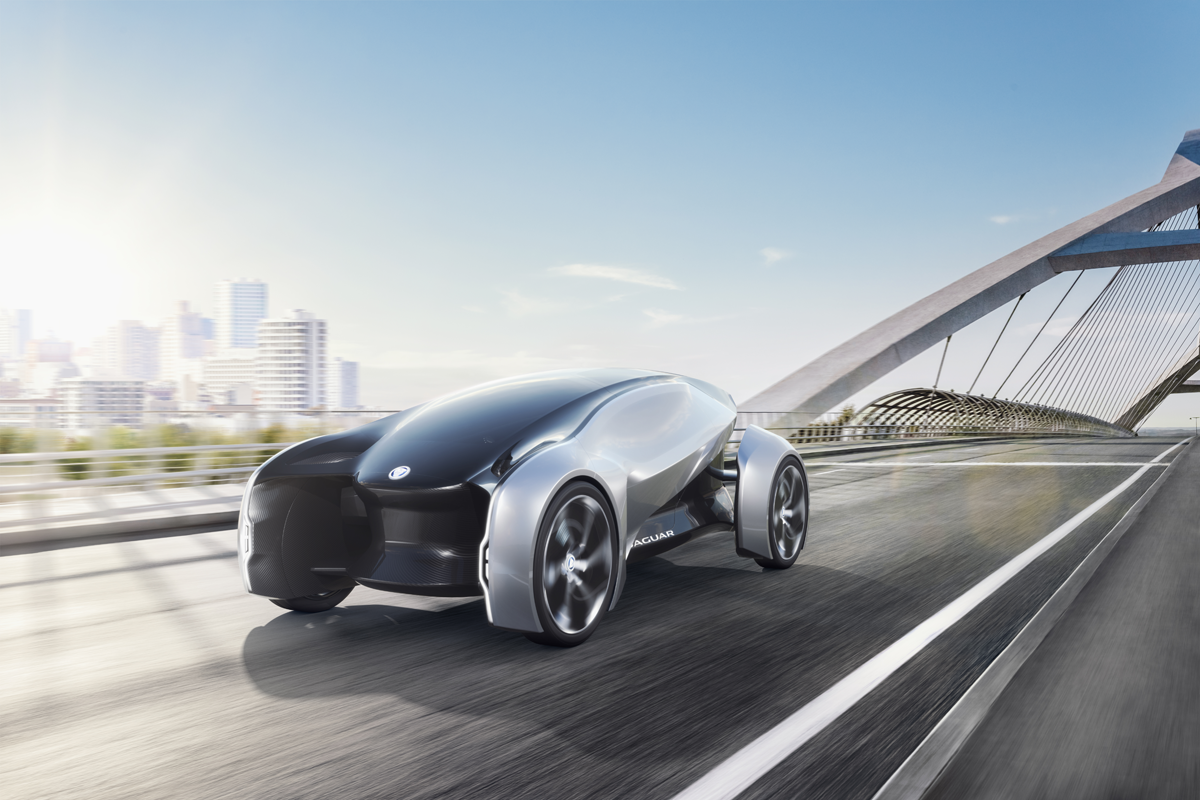 図　2040年以降を想定したコンセプトカー「Jaguar FUTURE-TYPE」