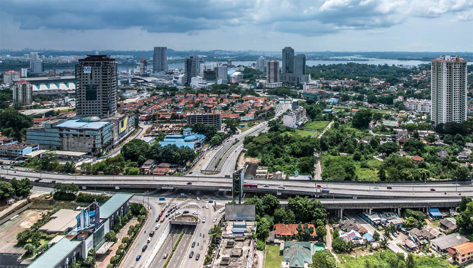 写真2　マレーシアのジョーホール州の州都「ジョホール・バル」の街並み