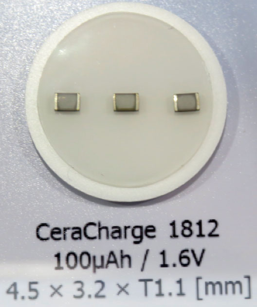 写真3　全固体リチウムイオン二次電池「CeraCharge」の外観