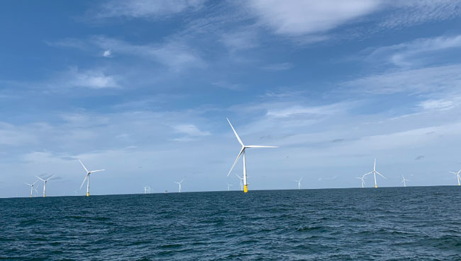 出所　デンマークHorns Rev 3の洋上風力発電、日本風力発電協会撮影