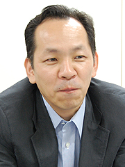 近　義起氏（ウィルコム　取締役　執行役員　副社長）