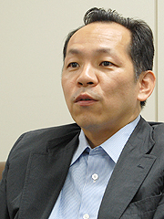 近　義起氏（ウィルコム　取締役　執行役員　副社長）