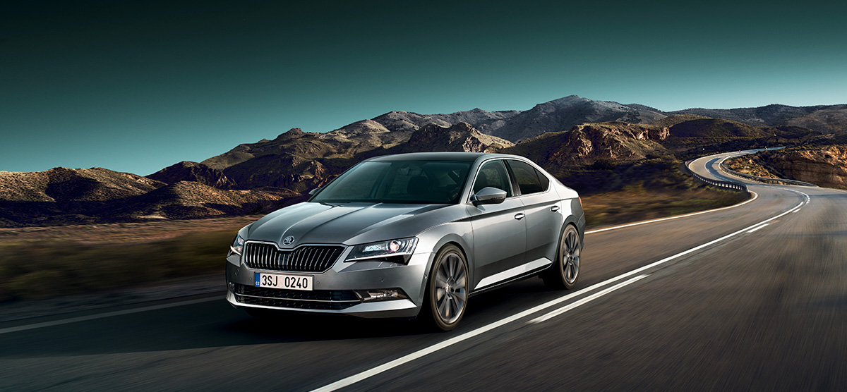 図　ŠKODA AUTOのセダン「ŠKODA SUPERB」。同社初の電動車両はこの車種のPHEV版となる