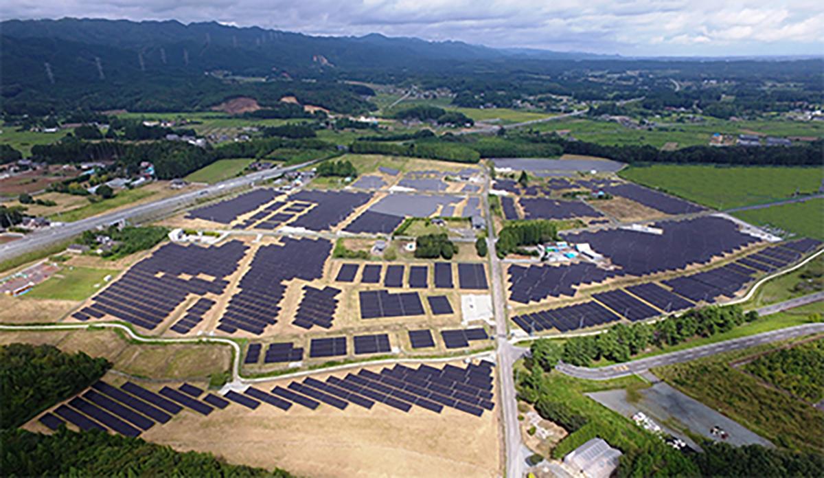 図　「南相馬川房発電・メガソーラー発電所」の全景