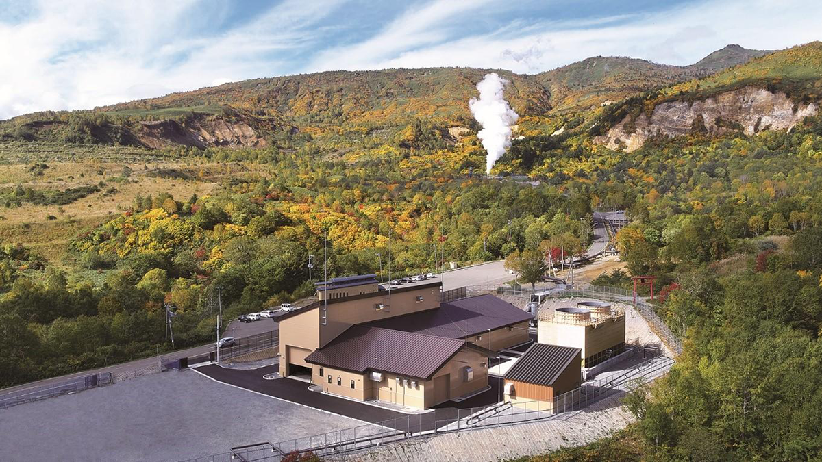 図　「松尾八幡平地熱発電所」の全景