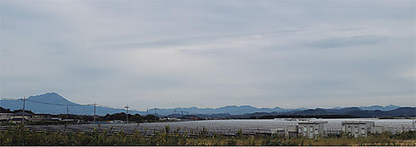 写真3　ソフトバンク鳥取米子ソーラーパーク（鳥取米子ソーラーパーク株式会社）