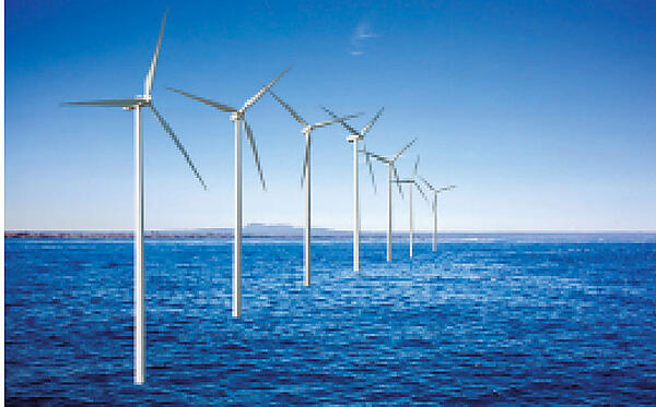 写真3　世界的に普及し始めた洋上風力発電の例