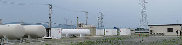 写真1　相馬中核工業団地におけるスマートコミュニティ事業のスマコミ事業・水素研究エリア（そうまIHIグリーンエネルギーセンター）の外観