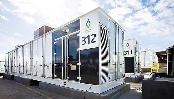 図　San Diego Gas & Electric社の依頼で、AES Energy Storage社が設置した大規模リチウムイオン蓄電池