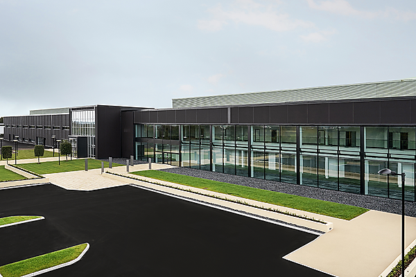 図　セント・アサンに建設中のEV生産拠点の完成イメージ