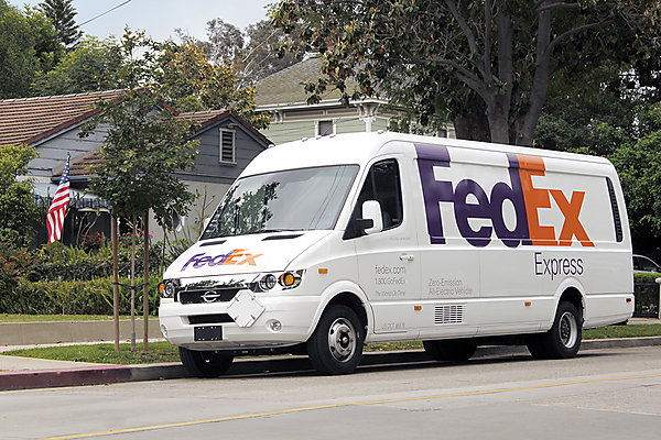 図　NEC Energy Solutionsの大型蓄電システム「Grid Storage Solution」の設置イメージ